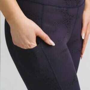 ZIYA Dark Orchid Scales Pocket Light n Tight Leggings Size 6-8